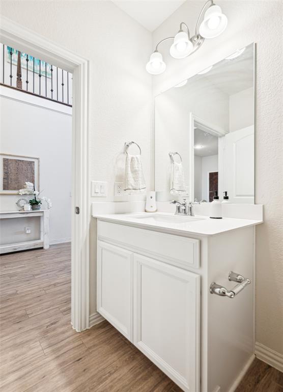 Fort Worth, Texas 76052, United States, 5 Bedrooms Bedrooms, ,3 BathroomsBathrooms,Residential,Pending,112192