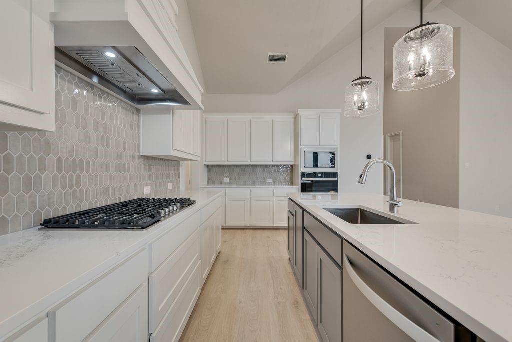 Monterra - Residential