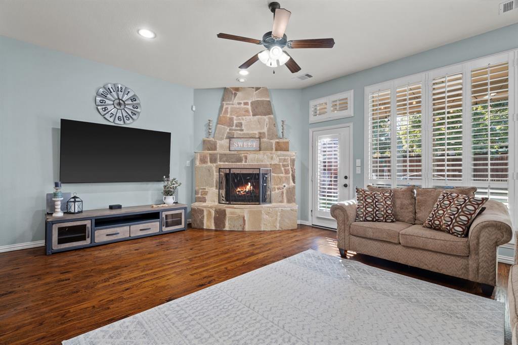 Bandera Add - Residential