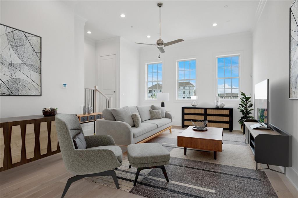 6007 Laurel Lane