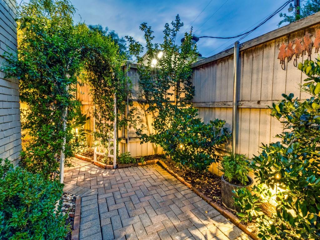 Westbury Park Condo - Residential