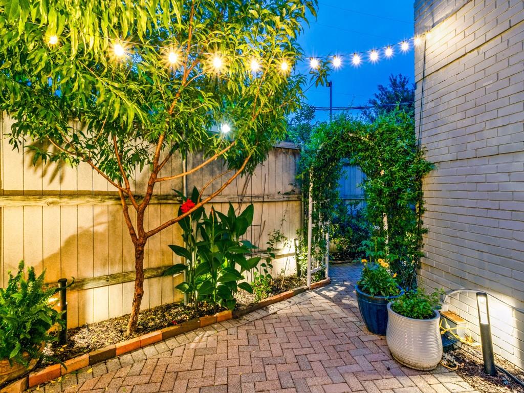Westbury Park Condo - Residential