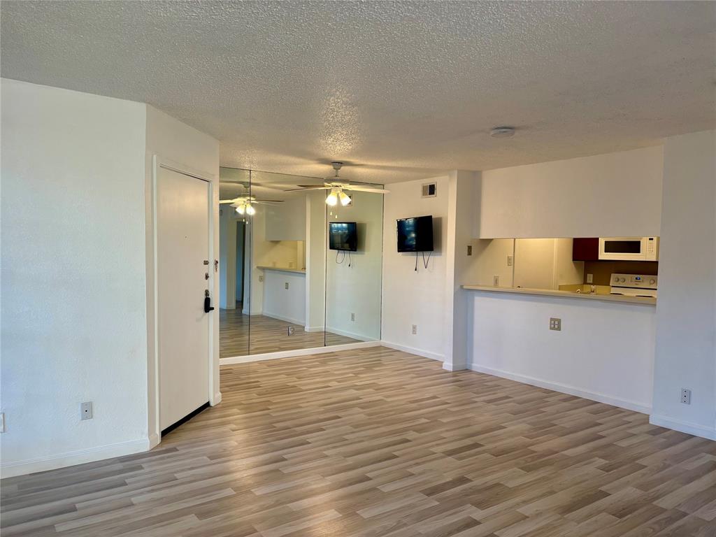 12480 Abrams Road 2805