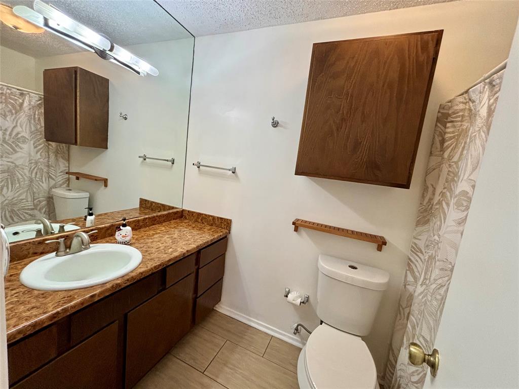 Creekbend Condo - Residential