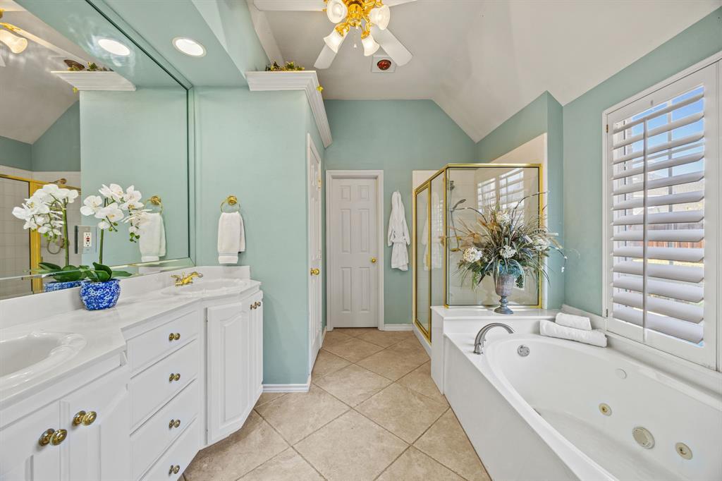 Villas Of Beacon Hill Stonecreek Village - Residential