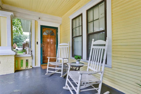 Tiny photo for 724 S Morris ST, Gainesville, TX 76240 (MLS # 21338515)
