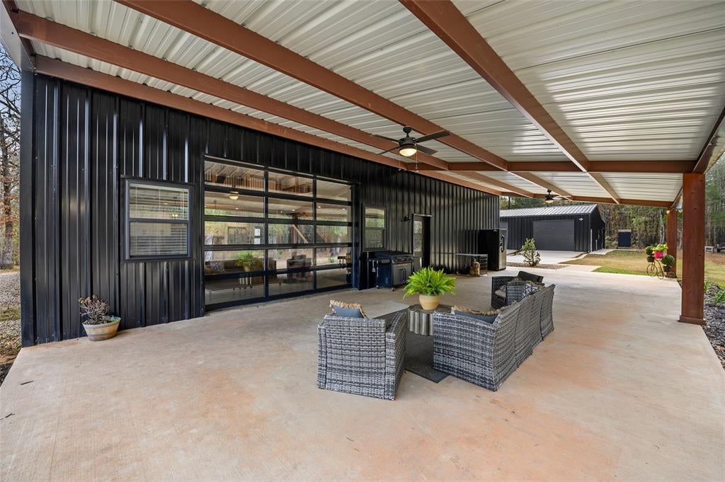 373 County road 3832