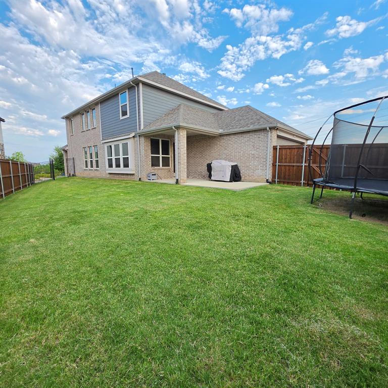 909 Carnation Drive