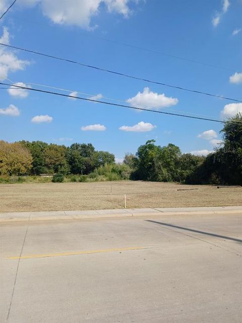 8318 Carbondale Street Dallas TX 75216