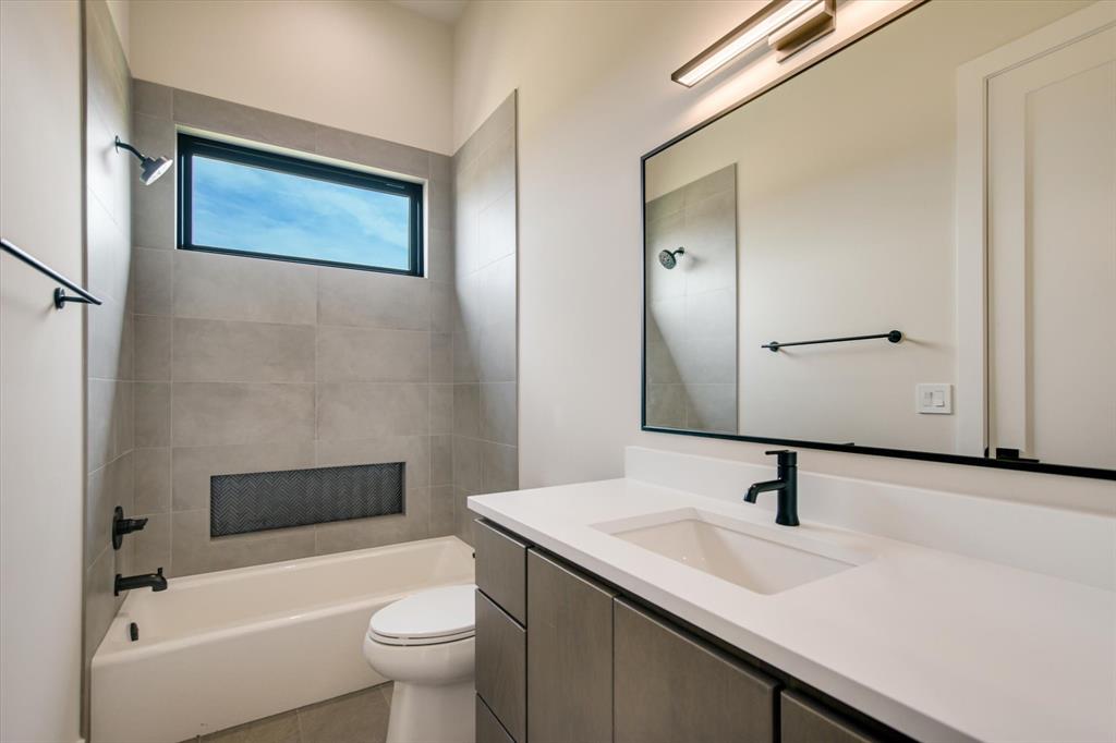 Applehead Island - Residential