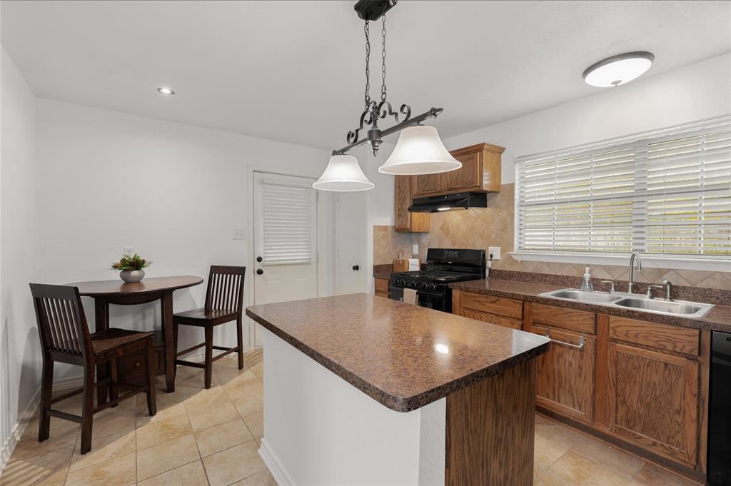 Bucks Raymond E 2nd Add - Residential