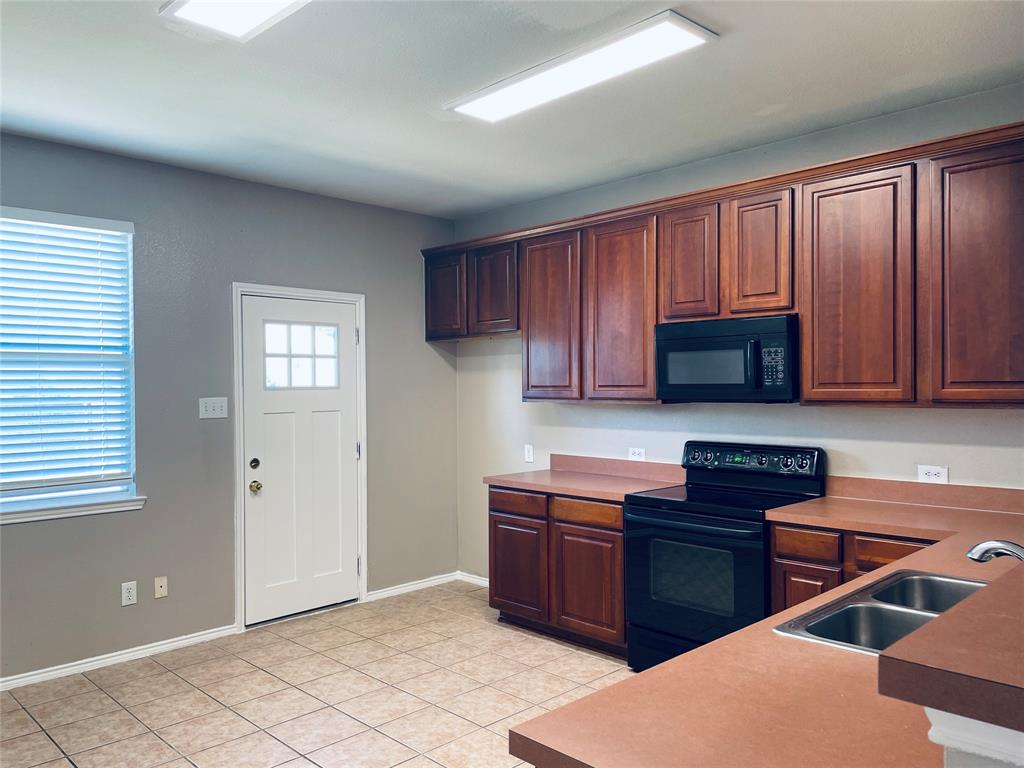 Live Oak Village 02 - Residential Lease