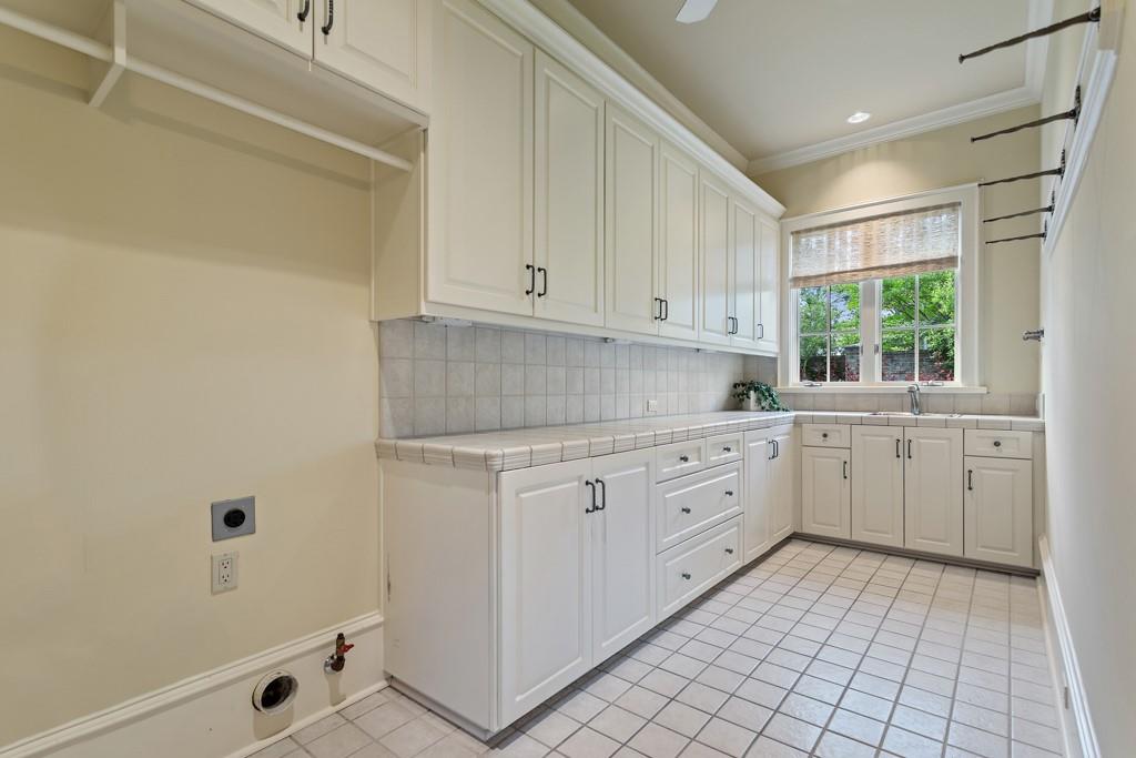 Colonial Estates - Residential