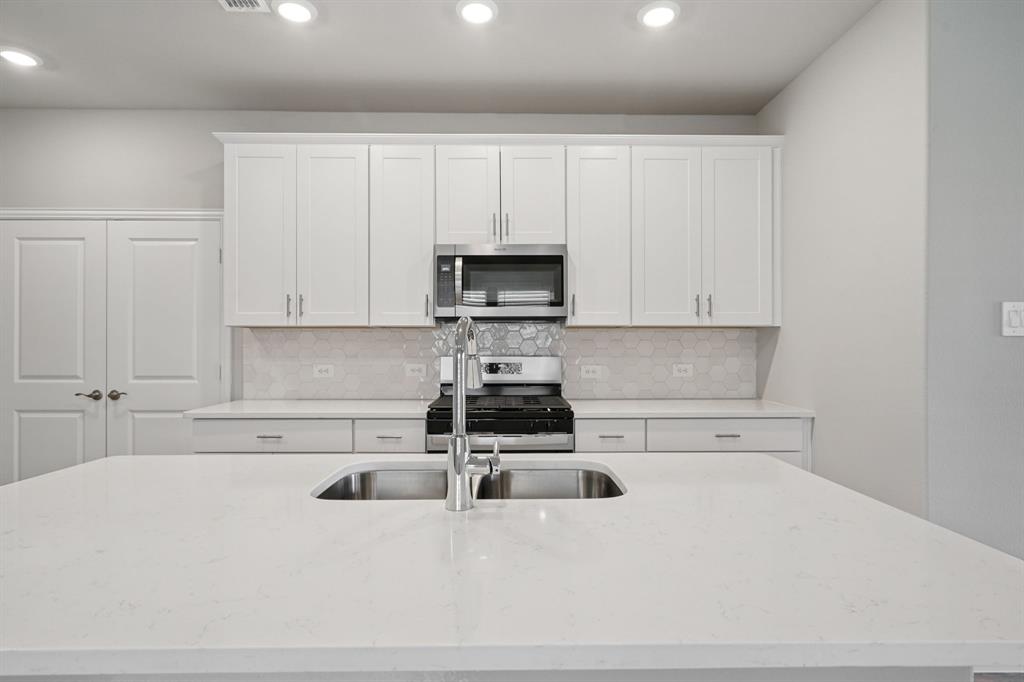 Simpson Crossing - Residential