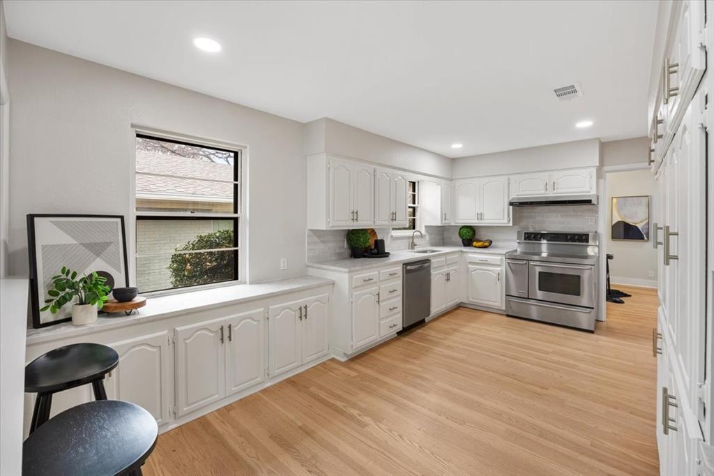 Lochwood Rev - Residential