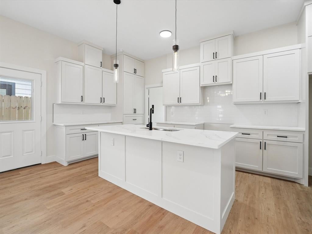 824 & 826 Stamps Avenue
