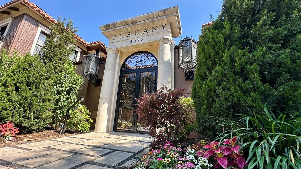 Tuscany Condos - Residential