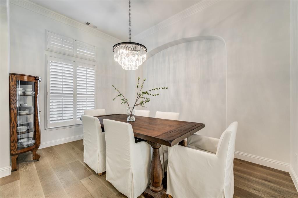 4938 Livingston Drive