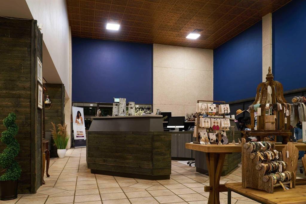 Ncb 206 - Commercial Sale