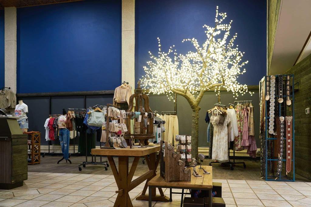 Ncb 206 - Commercial Sale