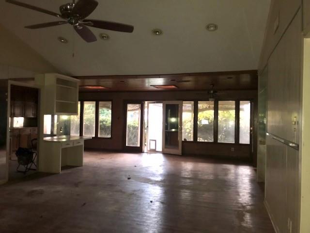 University Terrace South - Residential