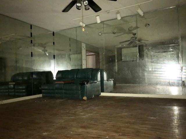 University Terrace South - Residential