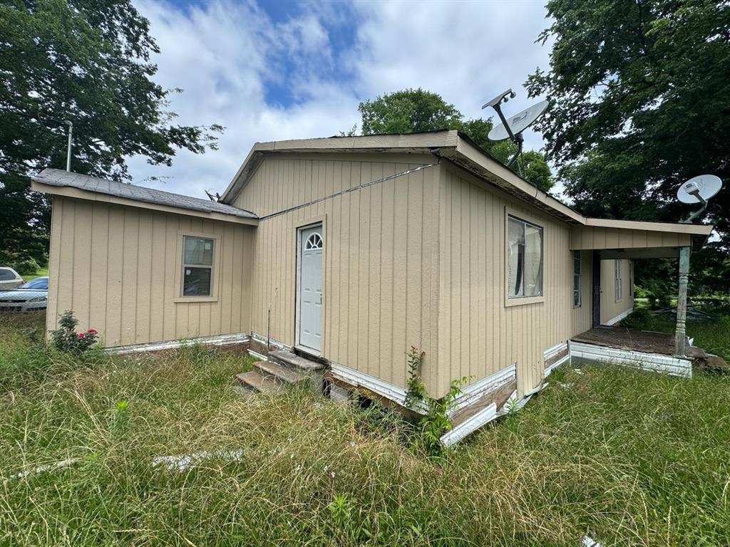 300 Hearne Avenue