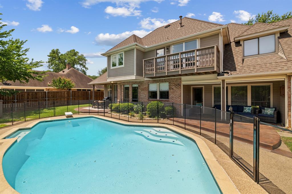 3217 Oak Tree Lane