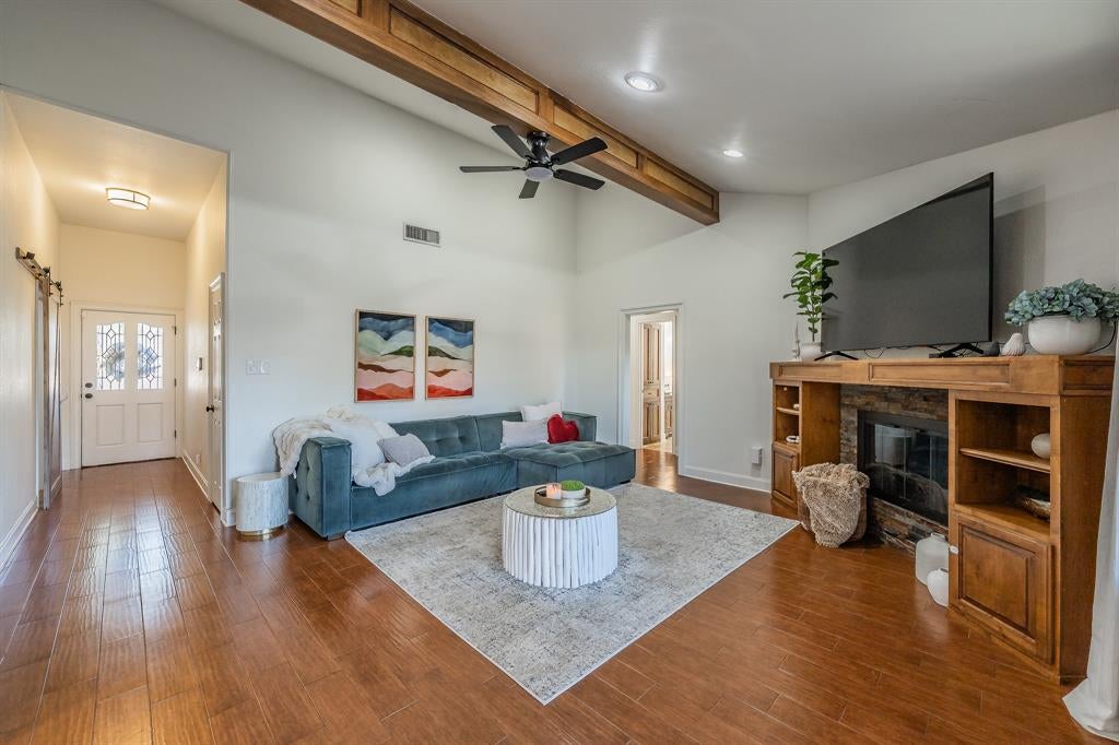 7536 Oak Park Drive