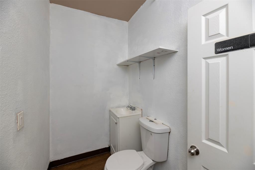 S B Witherspoon - Commercial Sale