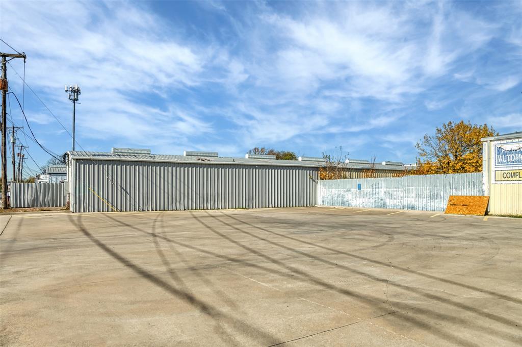 S B Witherspoon - Commercial Sale