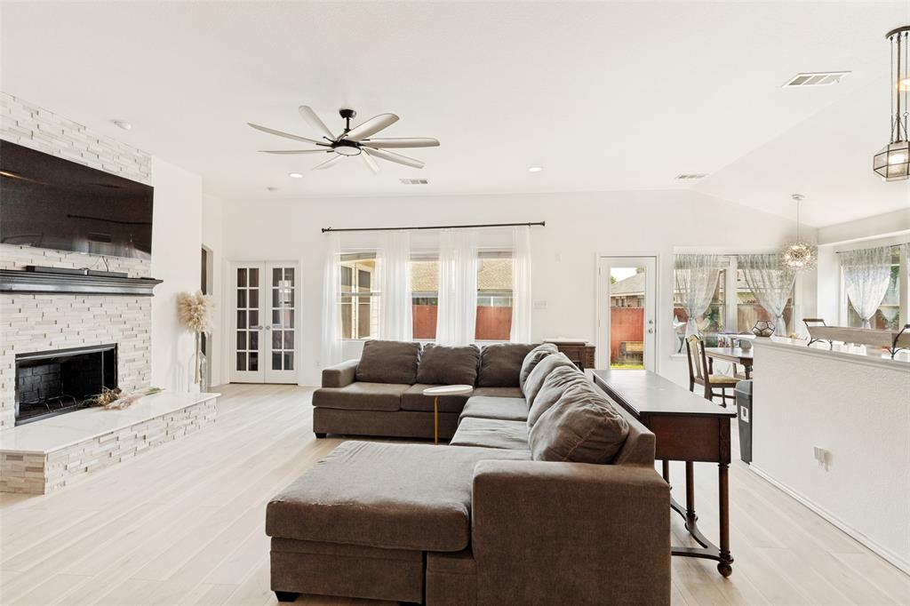 Fossil Park Estates - Residential