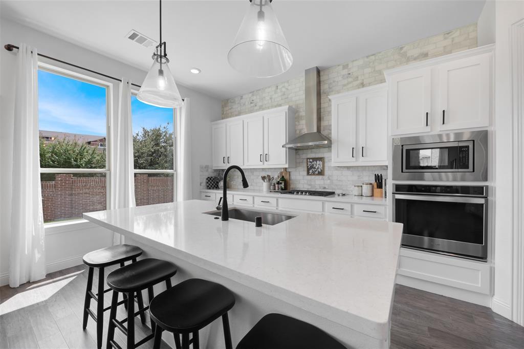 2176 Spencer Lane