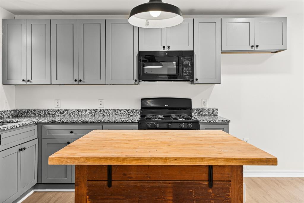 Thatcher T - Residential