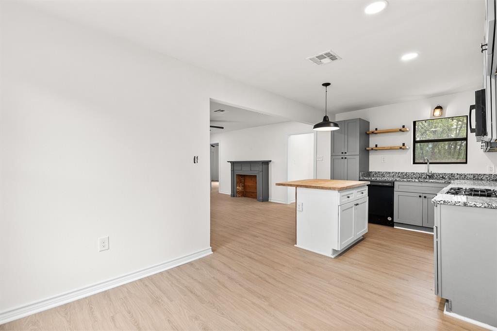 Thatcher T - Residential