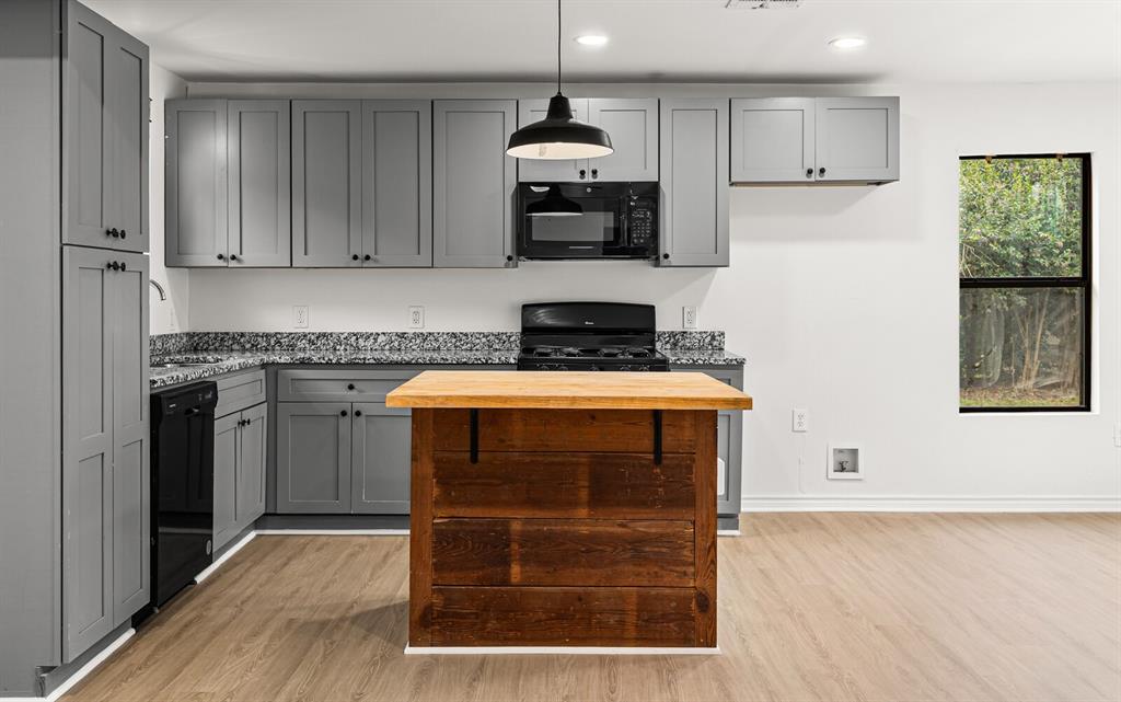 Thatcher T - Residential