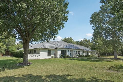 5023 Pebblebrook Drive Dallas TX 75229