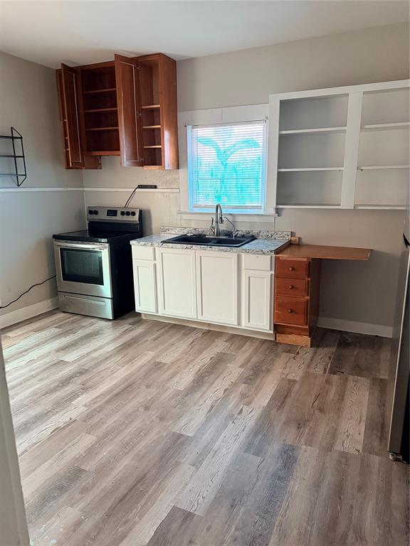 Turner Sub - Commercial Sale