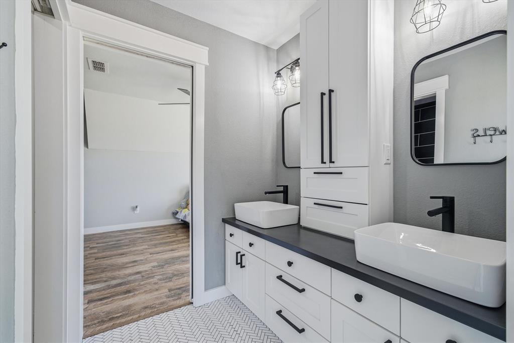 E Alvarado Surv A-4 - Residential