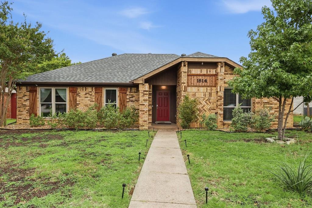1614 Sunswept Terrace