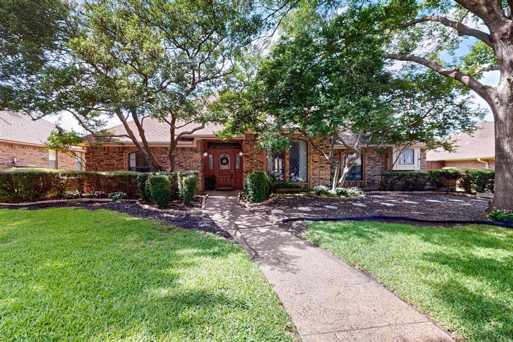 2521 La Vida Place