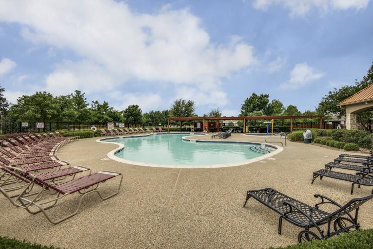 Heritage Village Ph 1 - Residential Lease