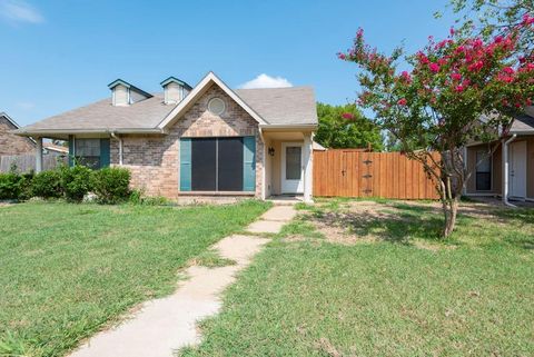 Photo of 4514 Carr Street, The Colony, TX 75056 (MLS # 21211403)