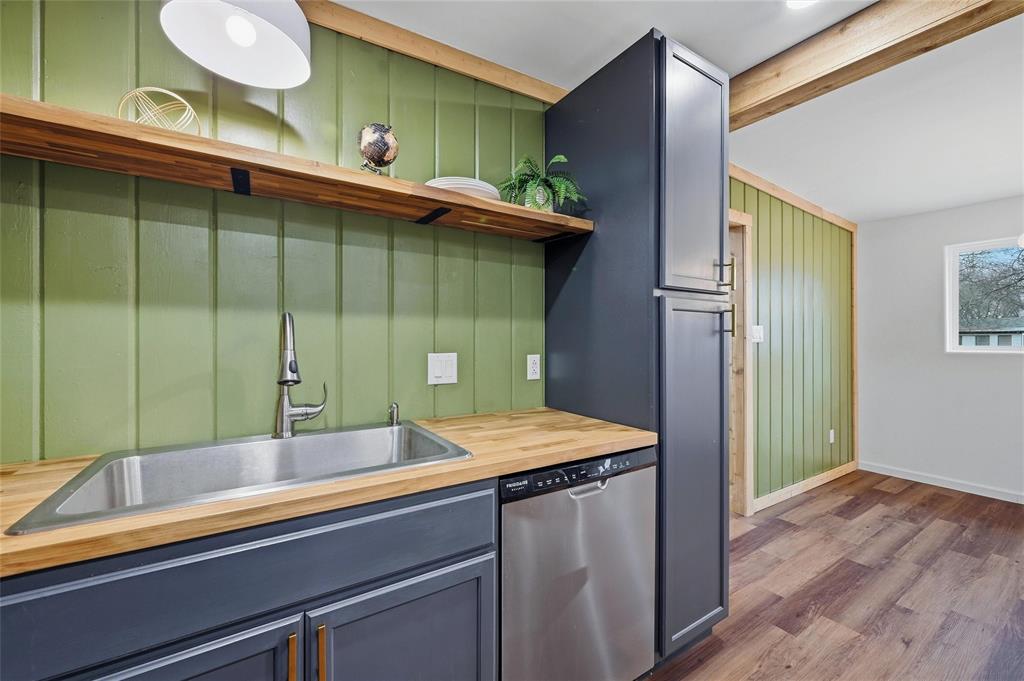 Lindsey E M Sub - Residential