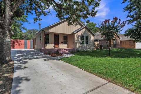Photo of 2740 Canton Drive, Fort Worth, TX 76112 (MLS # 21314822)