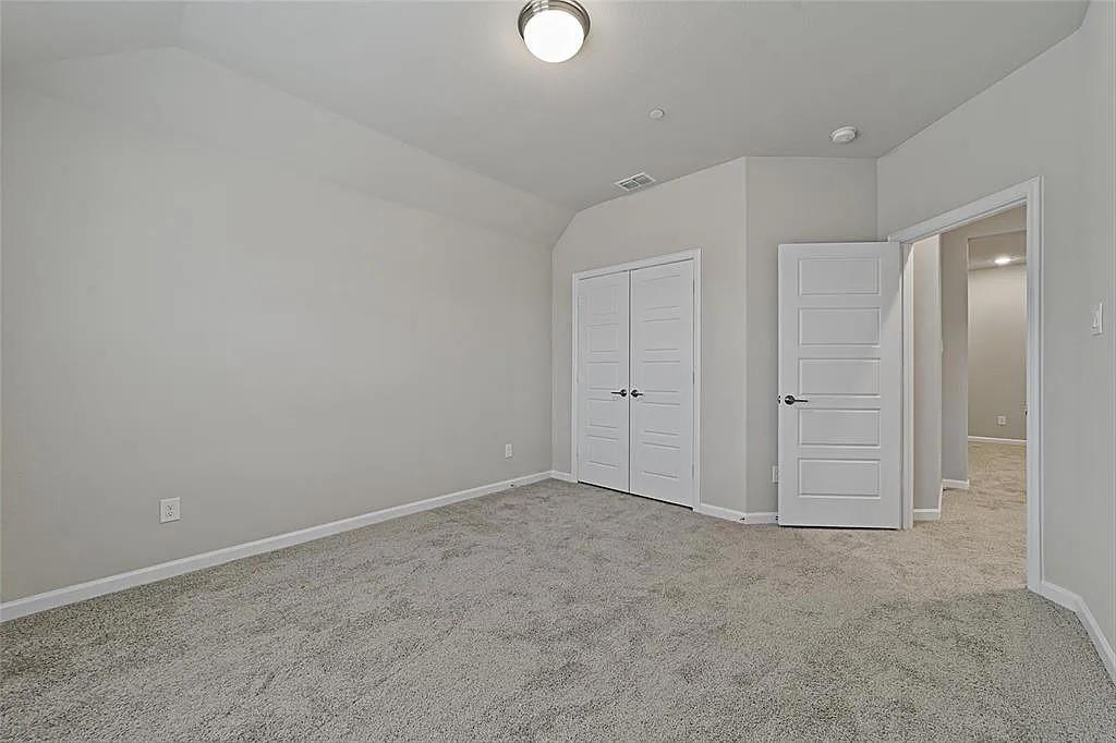 Cambridge Town Homes At Stacy Green - Residential