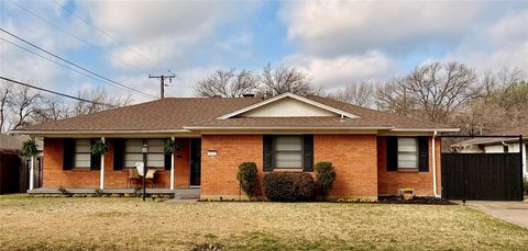 5811 Clendenin Avenue Dallas TX 75228