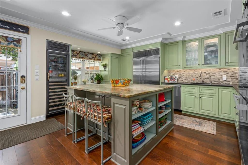 Indian Creek Condo - Residential