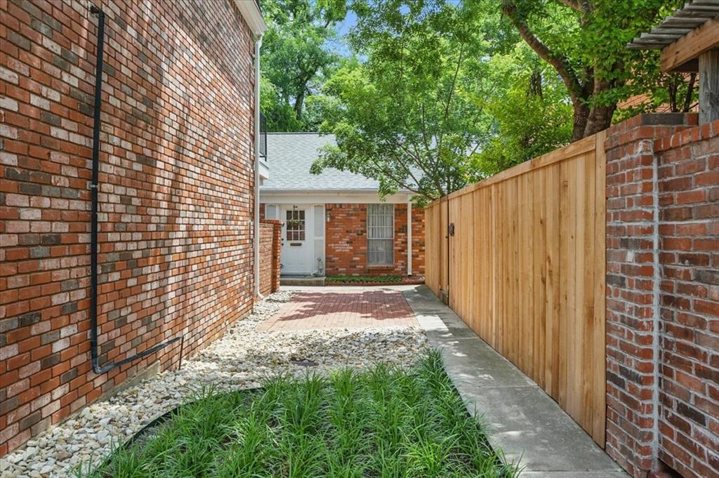 Indian Creek Condo - Residential