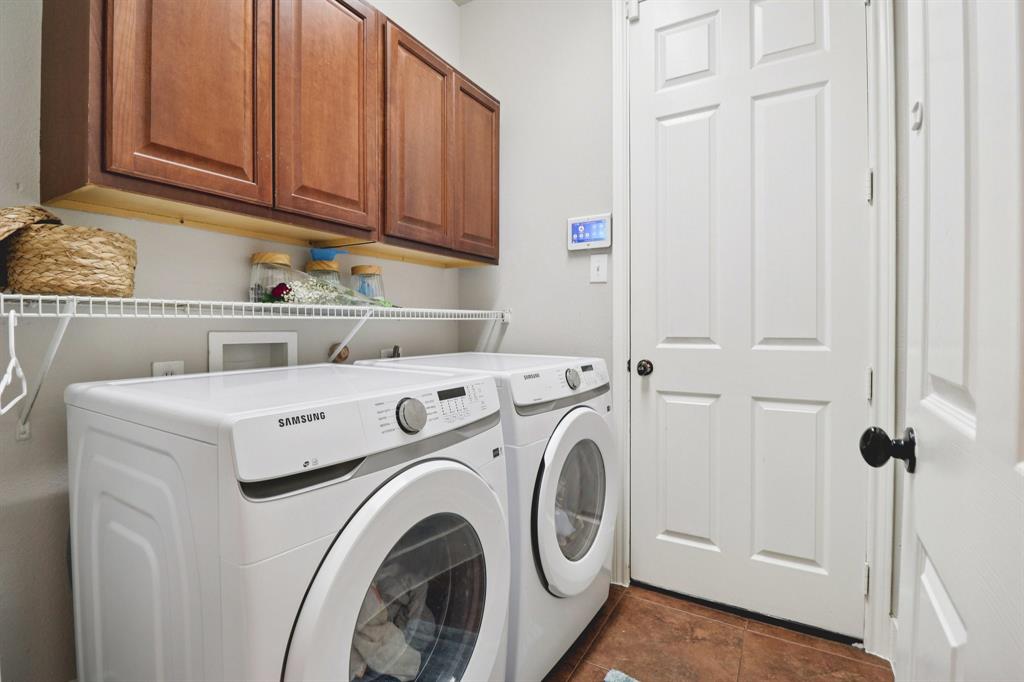 Carter Ranch-Phase III The - Residential